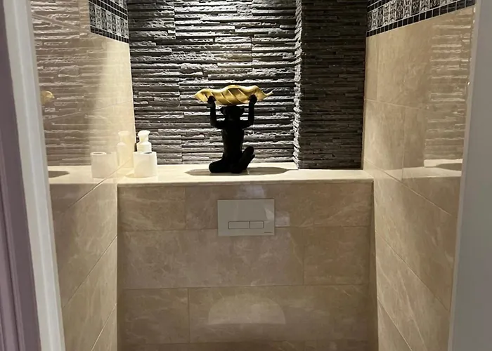 Belle Perle Rare Port De Apartment *